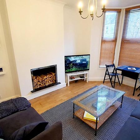 Lovely 2 Bedroom Period Garden Flat. London Luaran gambar